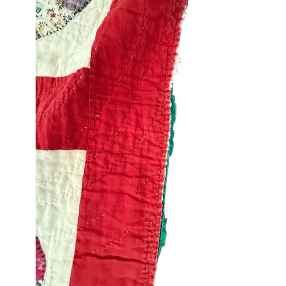 Antique Vintage Dresden Plate Quilt Red Sashing Hand Stitched 66x74” Patchwork - Picture 13 of 14